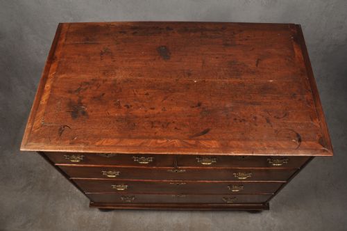 17TH CENTURY WALNUT CHEST OF DRAWERS - ADDITIONAL PHOTO 3