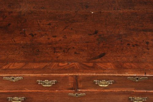 17TH CENTURY WALNUT CHEST OF DRAWERS - ADDITIONAL PHOTO 4