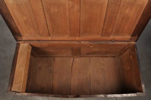 17TH CENTURY OAK COFFER - ADDITIONAL PHOTO 7
