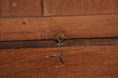 17TH CENTURY OAK COFFER - ADDITIONAL PHOTO 8