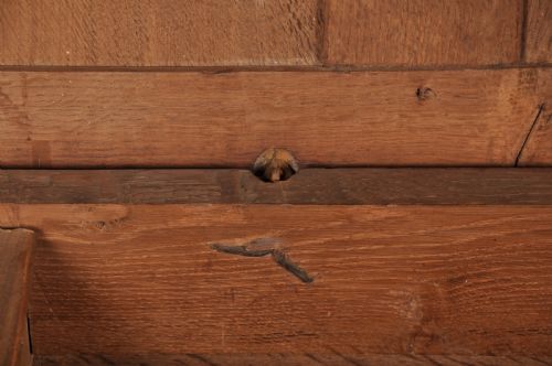 17TH CENTURY OAK COFFER - ADDITIONAL PHOTO 9