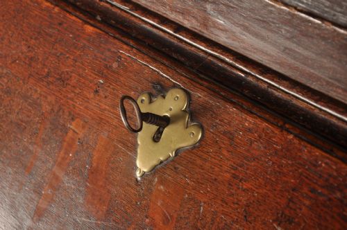 EARLY 18TH CENTURY OAK BUREAU BOOKCASE - ADDITIONAL PHOTO 8