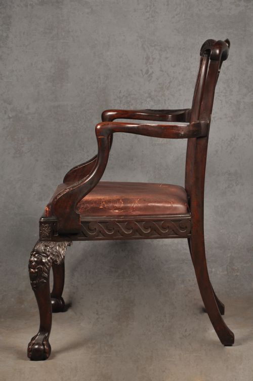 LARGE 19TH CENTURY IRISH MAHOGANY ARMCHAIR - ADDITIONAL PHOTO 4
