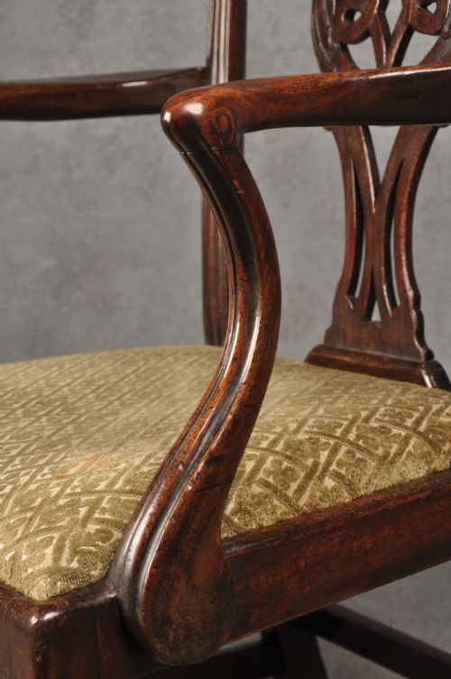 18TH CENTURY MAHOGANY CHIPPENDALE ARMCHAIR - ADDITIONAL PHOTO 7