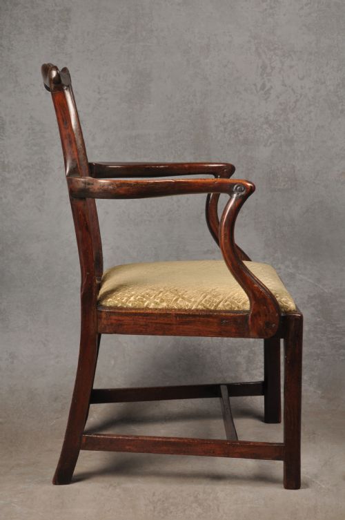 18TH CENTURY MAHOGANY CHIPPENDALE ARMCHAIR - ADDITIONAL PHOTO 8