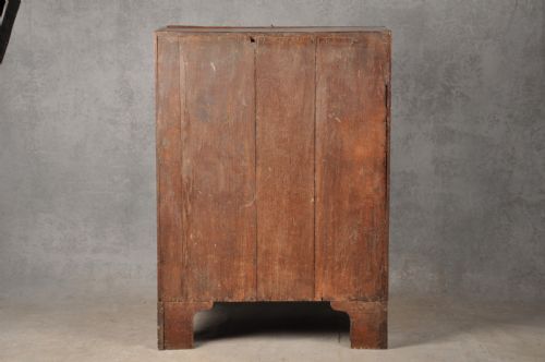EARLY 18TH CENTURY OAK BUREAU - ADDITIONAL PHOTO 20