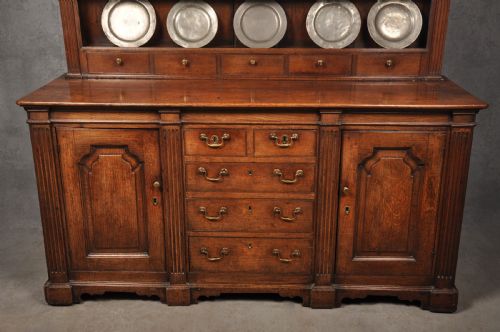 18TH CENTURY OAK DRESSER - ADDITIONAL PHOTO 7