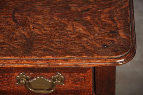 EARLY 18TH CENTURY OAK LOWBOY - ADDITIONAL PHOTO 3