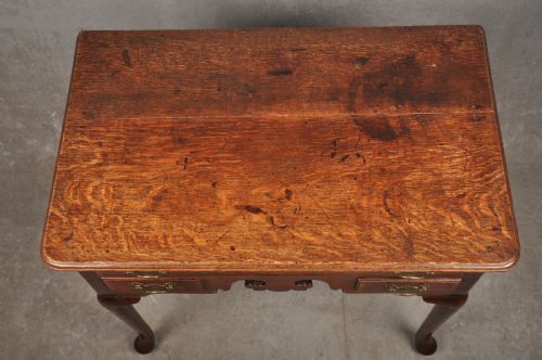EARLY 18TH CENTURY OAK LOWBOY - ADDITIONAL PHOTO 9