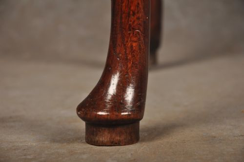EARLY 18TH CENTURY OAK LOWBOY - ADDITIONAL PHOTO 11
