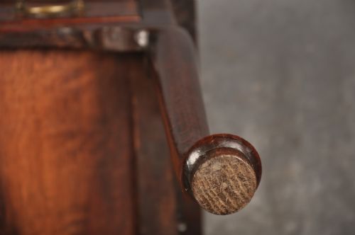 EARLY 18TH CENTURY OAK LOWBOY - ADDITIONAL PHOTO 16