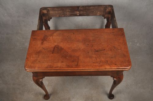 FINE 18TH CENTURY MAHOGANY CONCERTINA ACTION TEA TABLE - ADDITIONAL PHOTO 9