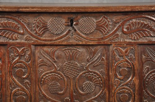 17TH CENTURY CARVED OAK COFFER - ADDITIONAL PHOTO 1
