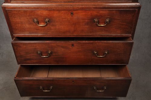 18TH CENTURY MAHOGANY TALLBOY - ADDITIONAL PHOTO 4