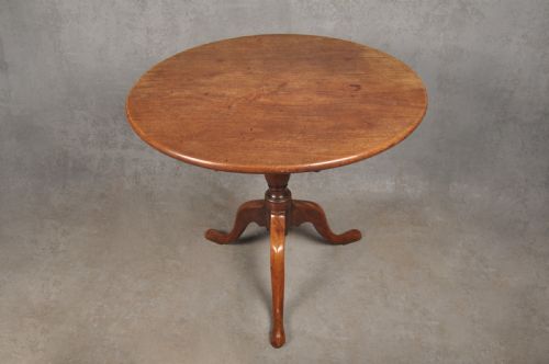 18TH CENTURY MAHOGANY TRIPOD TABLE - ADDITIONAL PHOTO 2