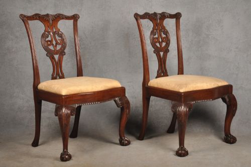 a fine pair of george ii mahogany side chairs - CATEGORY: ANTIQUE CHAIRS - DATED 18TH CENTURY