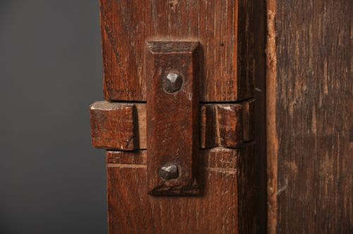 MID 18TH CENTURY OAK DRESSER BASE - ADDITIONAL PHOTO 13