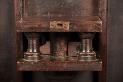 18TH CENTURY MAHOGANY TRIPOD TABLE - ADDITIONAL PHOTO 5