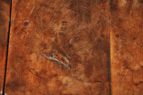 RARE 17TH CENTURY YEW WOOD GATELEG TABLE - ADDITIONAL PHOTO 5