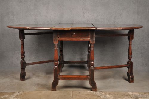 RARE 17TH CENTURY YEW WOOD GATELEG TABLE - ADDITIONAL PHOTO 6