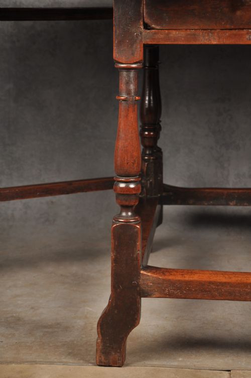 RARE 17TH CENTURY YEW WOOD GATELEG TABLE - ADDITIONAL PHOTO 8