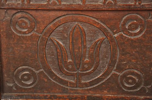 SMALL 17TH CENTURY OAK COFFER - ADDITIONAL PHOTO 1