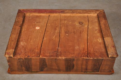 FINE 17TH CENTURY OLIVE WOOD LACE BOX - ADDITIONAL PHOTO 8