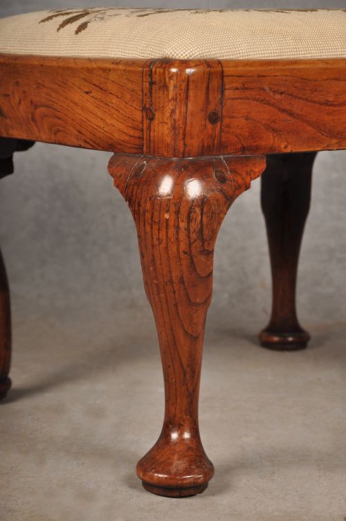 RARE 18TH CENTURY ELM FOOTSTOOL - ADDITIONAL PHOTO 4