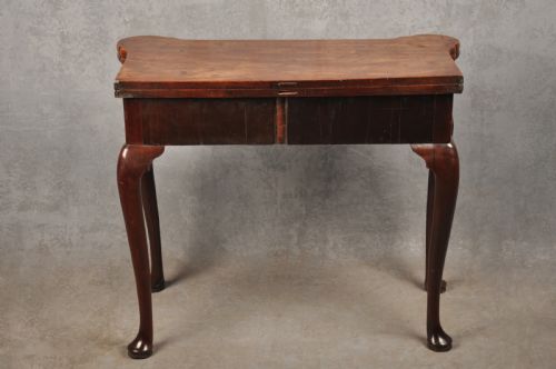 SMALL 18TH CENTURY MAHOGANY TEA TABLE - ADDITIONAL PHOTO 11