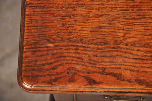 EARLY 18TH CENTURY OAK LOWBOY - ADDITIONAL PHOTO 12