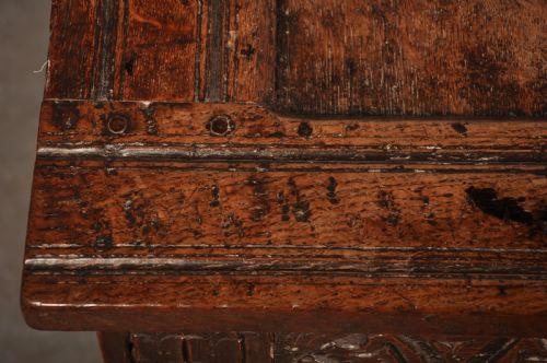 17TH CENTURY OAK COFFER - ADDITIONAL PHOTO 8