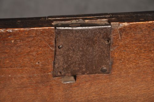 CHARLES II OAK CHEST OF DRAWERS - ADDITIONAL PHOTO 7