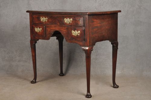 GEORGE II MAHOGANY LOWBOY - ADDITIONAL PHOTO 3