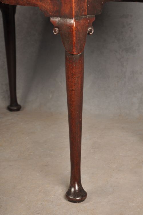 GEORGE II MAHOGANY LOWBOY - ADDITIONAL PHOTO 11