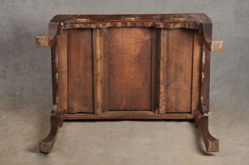 EARLY 18TH CENTURY WALNUT LOWBOY SIDE TABLE - ADDITIONAL PHOTO 9