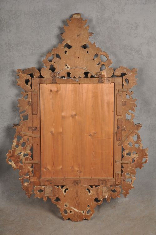 EARLY 18TH CENTURY SPANISH GILTWOOD POLYCHROME MIRROR - ADDITIONAL PHOTO 7
