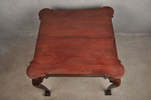 FINE 18TH CENTURY MAHOGANY TEA TABLE - ADDITIONAL PHOTO 9