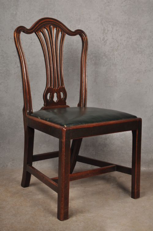 SET OF EIGHT 18TH CENTURY MAHOGANY HEPPLEWHITE CHAIRS - ADDITIONAL PHOTO 4