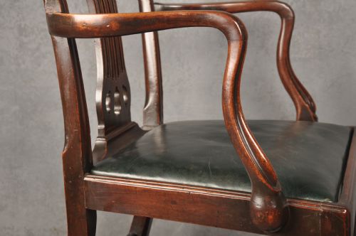 SET OF EIGHT 18TH CENTURY MAHOGANY HEPPLEWHITE CHAIRS - ADDITIONAL PHOTO 8