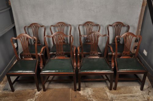 SET OF EIGHT 18TH CENTURY MAHOGANY HEPPLEWHITE CHAIRS - ADDITIONAL PHOTO 15
