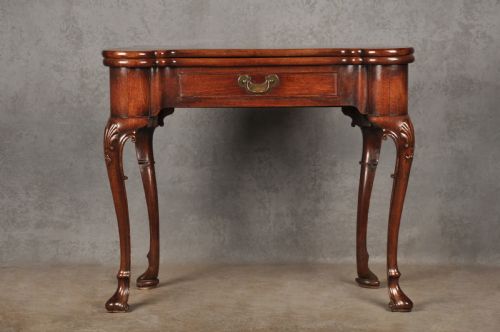 FINE 18TH CENTURY IRISH MAHOGANY TEA TABLE - ADDITIONAL PHOTO 5