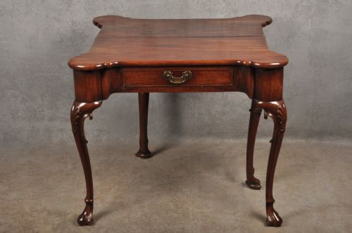 FINE 18TH CENTURY IRISH MAHOGANY TEA TABLE - ADDITIONAL PHOTO 10