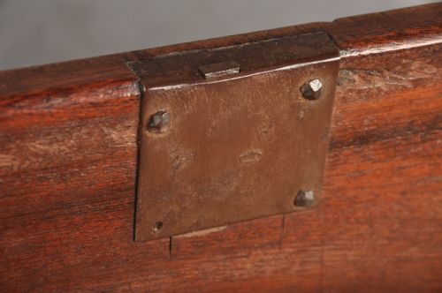 SMALL 18TH CENTURY MAHOGANY CHEST OF DRAWERS - ADDITIONAL PHOTO 8