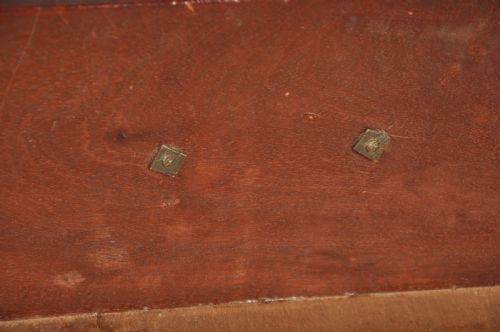 SMALL 18TH CENTURY MAHOGANY CHEST OF DRAWERS - ADDITIONAL PHOTO 9