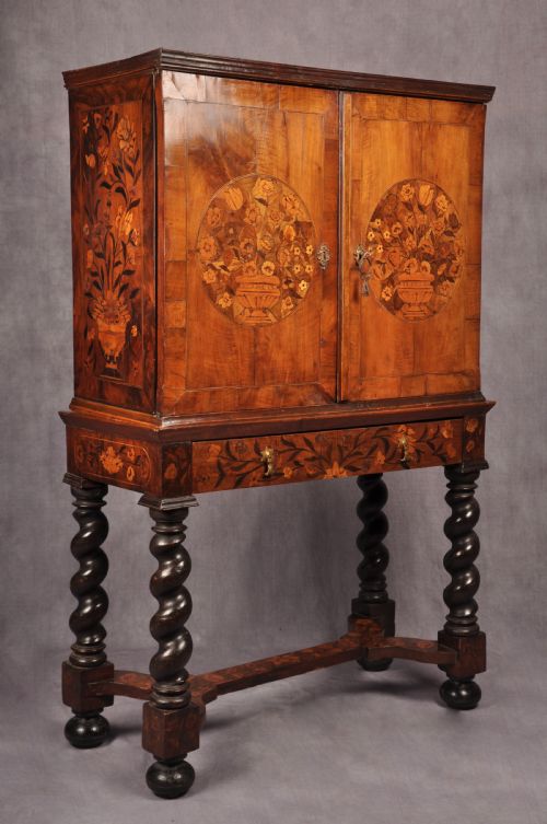 a fine 17th century marquetry cabinet - CATEGORY: ANTIQUE CUPBOARDS - DATED 17TH CENTURY