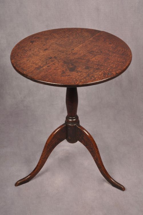 18th century primitive oak tripod table - CATEGORY: ANTIQUE TABLES - DATED 18TH CENTURY
