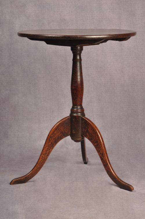 18TH CENTURY PRIMITIVE OAK TRIPOD TABLE - ADDITIONAL PHOTO 1
