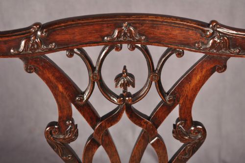 FINE PAIR OF 18TH CENTURY MAHOGANY CHIPPENDALE CHAIRS - ADDITIONAL PHOTO 1