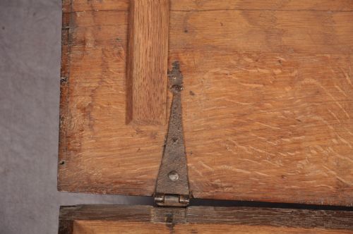 17TH CENTURY OAK BOX - ADDITIONAL PHOTO 10