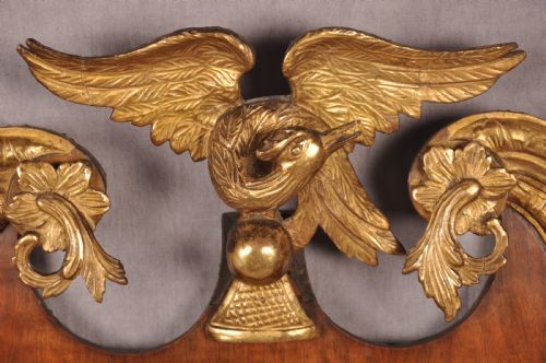 18TH CENTURY WALNUT PARCEL GILT MIRROR - ADDITIONAL PHOTO 2